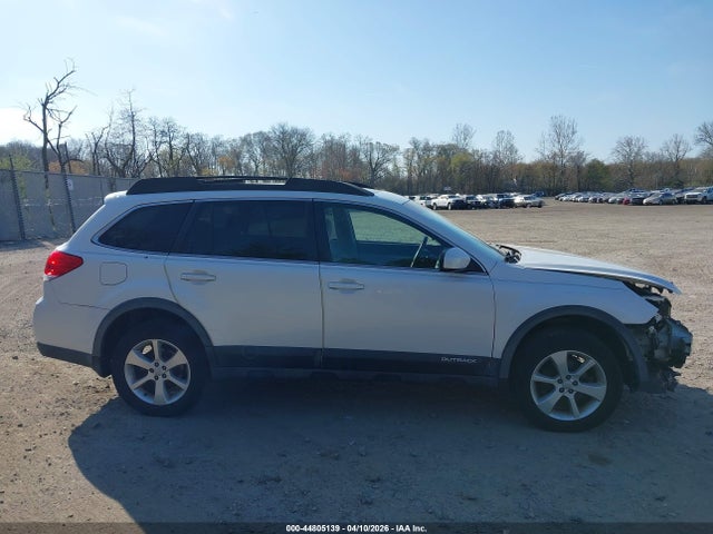 44805139 :رقم المزاد ، 4S4BRBGC4D3230523 vin ، 2013 Subaru Outback 2.5i Premium مزاد بيع