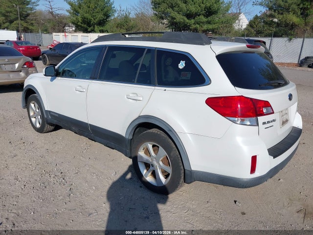 44805139 :رقم المزاد ، 4S4BRBGC4D3230523 vin ، 2013 Subaru Outback 2.5i Premium مزاد بيع