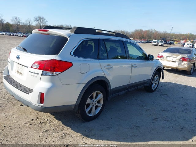 44805139 :رقم المزاد ، 4S4BRBGC4D3230523 vin ، 2013 Subaru Outback 2.5i Premium مزاد بيع