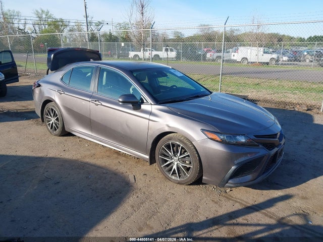Продажа на аукционе авто 2022 Toyota Camry Se Hybrid, vin: 4T1G31AKXNU595429, номер лота: 44805141