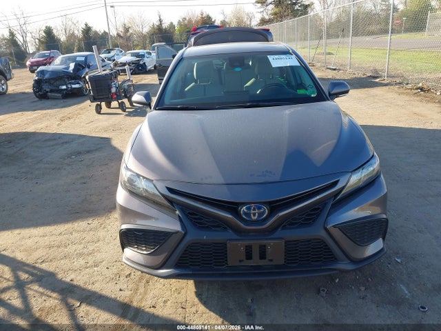 Продажа на аукционе авто 2022 Toyota Camry Se Hybrid, vin: 4T1G31AKXNU595429, номер лота: 44805141