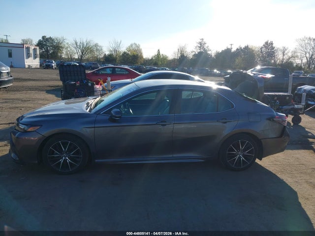 Продажа на аукционе авто 2022 Toyota Camry Se Hybrid, vin: 4T1G31AKXNU595429, номер лота: 44805141
