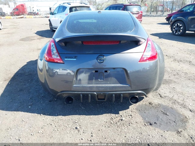 44805144 :رقم المزاد ، JN1AZ4EH2AM502151 vin ، 2010 Nissan 370z Touring مزاد بيع