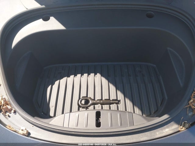 Продажа на аукционе авто 2023 Tesla Model 3 Rear-wheel Drive, vin: 5YJ3E1EA9PF555725, номер лота: 44805146