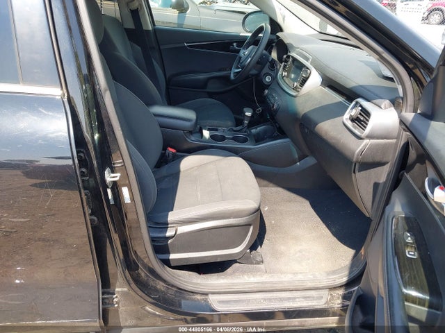 Продаж на аукціоні авто 2019 Kia Sorento 2.4l L, vin: 5XYPG4A3XKG581725, номер лоту: 44805166