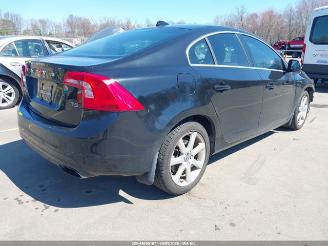 2016 VOLVO S60 YV126MFK0G2390775 Photo 3