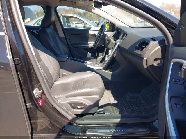 2016 VOLVO S60 YV126MFK0G2390775 Photo 4