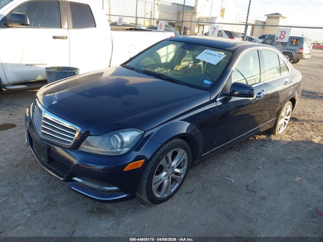 Aukcja sprzedaży 2013 Mercedes-benz C 250 Luxury, vin: WDDGF4HB8DA780135, numer aukcji: 44805175