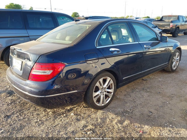 Aukcja sprzedaży 2013 Mercedes-benz C 250 Luxury, vin: WDDGF4HB8DA780135, numer aukcji: 44805175