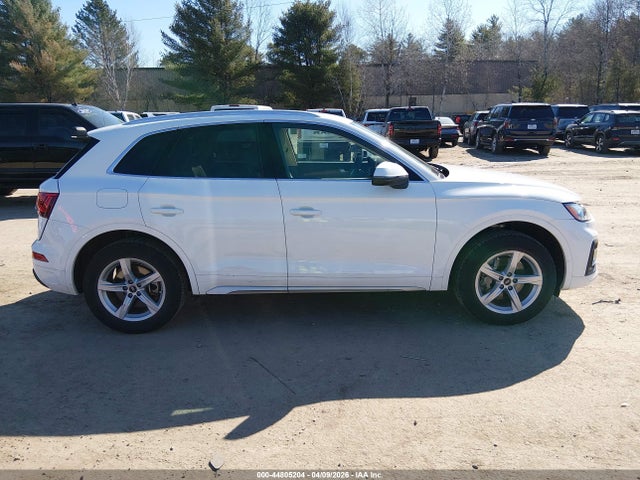 44805204 :رقم المزاد ، WA1AAAFY4M2002844 vin ، 2021 Audi Q5 Premium 45 Tfsi Quattro S Tronic مزاد بيع