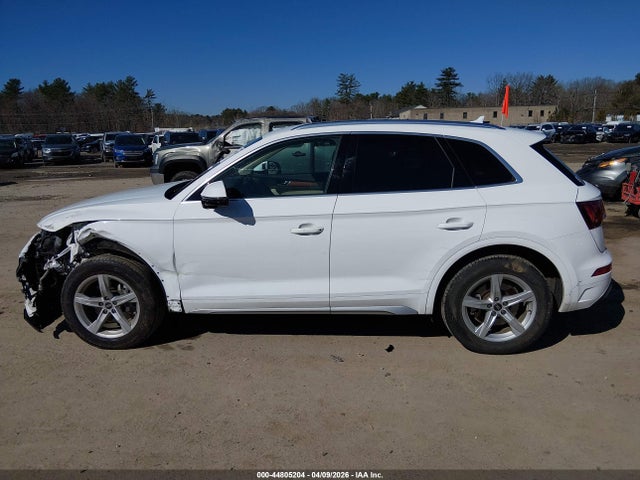 44805204 :رقم المزاد ، WA1AAAFY4M2002844 vin ، 2021 Audi Q5 Premium 45 Tfsi Quattro S Tronic مزاد بيع