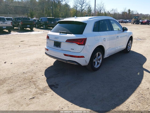 44805204 :رقم المزاد ، WA1AAAFY4M2002844 vin ، 2021 Audi Q5 Premium 45 Tfsi Quattro S Tronic مزاد بيع