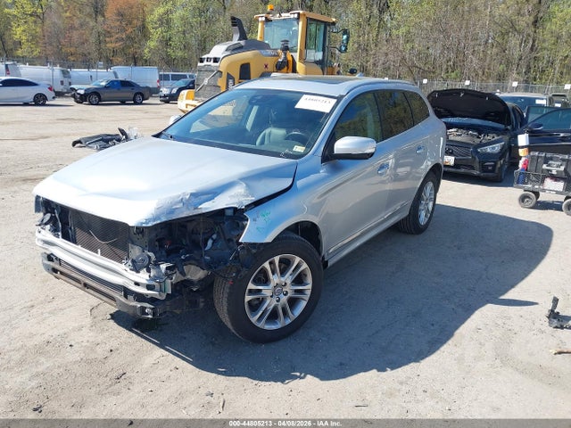 2015 Volvo Xc60 T5 Premier მანქანა იყიდება აუქციონზე, vin: YV440MDB5F2615092, აუქციონის ნომერი: 44805213