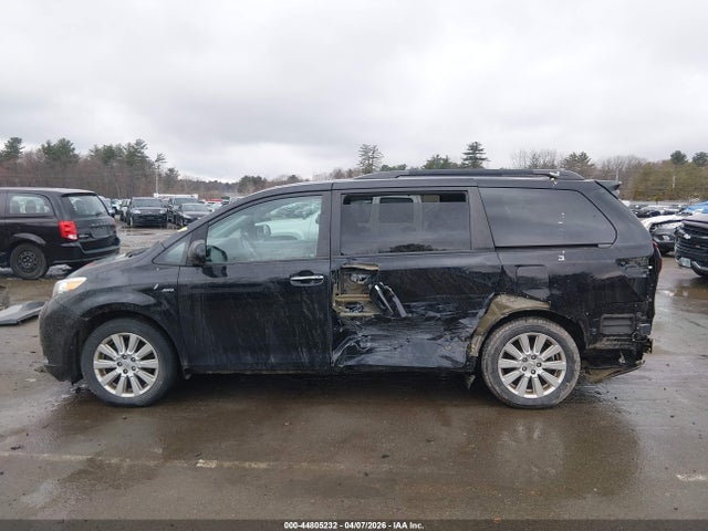 44805232 :رقم المزاد ، 5TDDZ3DC2HS161830 vin ، 2017 Toyota Sienna Xle 7 Passenger مزاد بيع