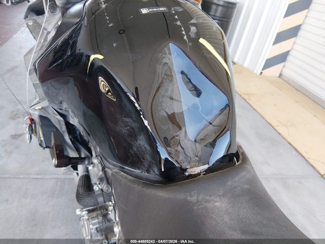 2025 Suzuki Gsx800 F მანქანა იყიდება აუქციონზე, vin: JS1EM13B7S7101084, აუქციონის ნომერი: 44805242