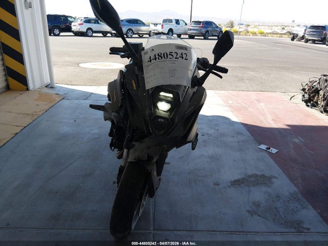 2025 Suzuki Gsx800 F მანქანა იყიდება აუქციონზე, vin: JS1EM13B7S7101084, აუქციონის ნომერი: 44805242