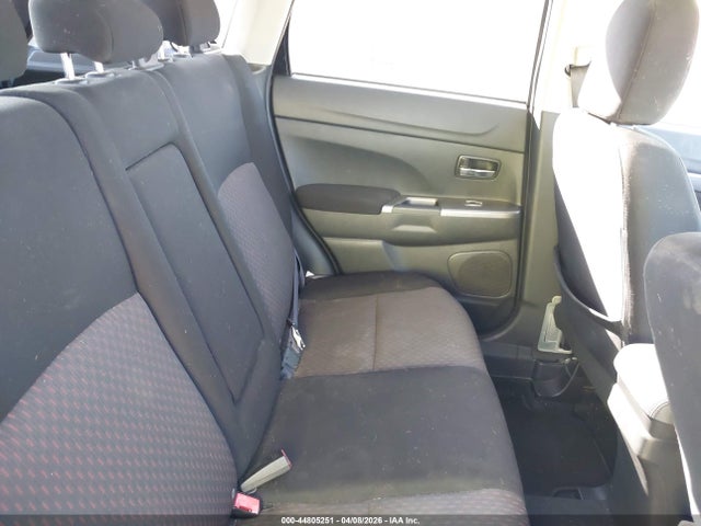 JA4AP3AU1JZ008375 Mitsubishi Outlander Sport 2.0 Es