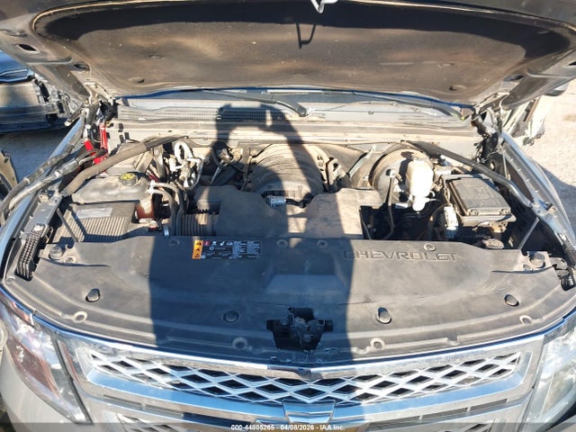Продажа на аукционе авто 2019 Chevrolet Suburban Lt, vin: 1GNSKHKC9KR129756, номер лота: 44805265