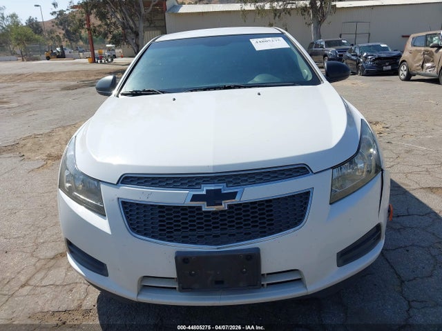 1G1PA5SG0E7130371 Chevrolet Cruze Ls Auto