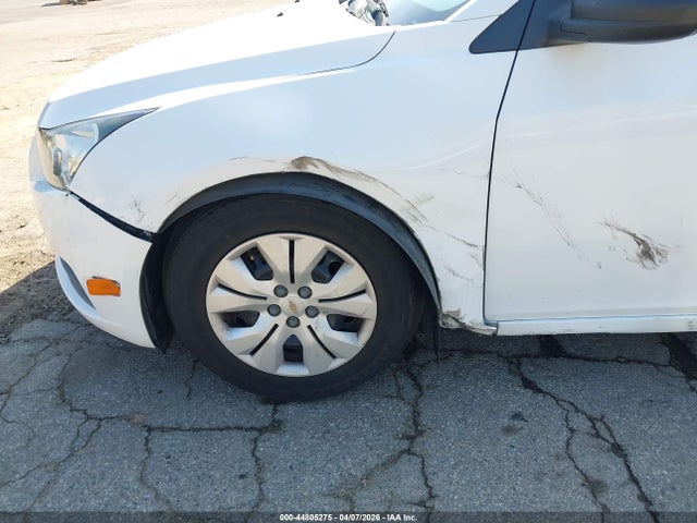 1G1PA5SG0E7130371 Chevrolet Cruze Ls Auto
