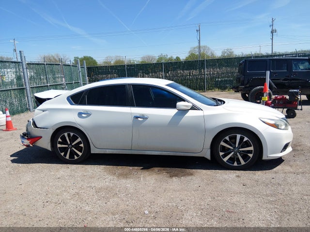 1N4BL3AP3GC195104 Nissan Altima 3.5 Sr