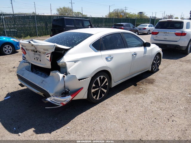 1N4BL3AP3GC195104 Nissan Altima 3.5 Sr