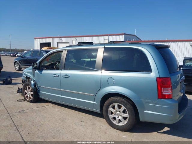 Продажа на аукционе авто 2010 Chrysler Town & Country Touring, vin: 2A4RR5D18AR141610, номер лота: 44805296