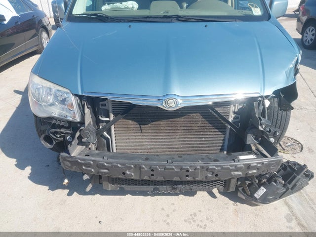 Продажа на аукционе авто 2010 Chrysler Town & Country Touring, vin: 2A4RR5D18AR141610, номер лота: 44805296