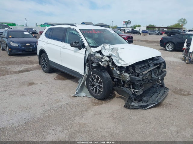 2019 Volkswagen Tiguan 2.0t Se/2.0t Sel/2.0t Sel R-line/2.0t Sel R-line Black მანქანა იყიდება აუქციონზე, vin: 3VV3B7AX9KM139539, აუქციონის ნომერი: 44805309
