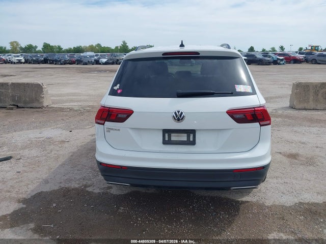 Продаж на аукціоні авто 2019 Volkswagen Tiguan 2.0t Se/2.0t Sel/2.0t Sel R-line/2.0t Sel R-line Black, vin: 3VV3B7AX9KM139539, номер лоту: 44805309