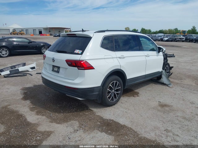 Продаж на аукціоні авто 2019 Volkswagen Tiguan 2.0t Se/2.0t Sel/2.0t Sel R-line/2.0t Sel R-line Black, vin: 3VV3B7AX9KM139539, номер лоту: 44805309