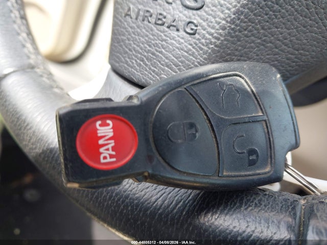 Продажа на аукционе авто 2006 Mercedes-benz Slk 350, vin: WDBWK56F16F122528, номер лота: 44805312
