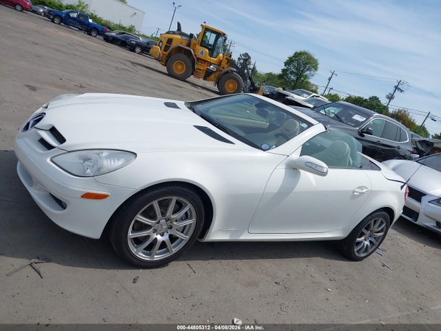 Продажа на аукционе авто 2006 Mercedes-benz Slk 350, vin: WDBWK56F16F122528, номер лота: 44805312