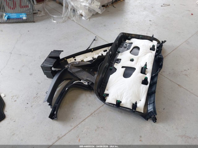 44805334 :رقم المزاد ، JM3KKCHD5R1161017 vin ، 2024 Mazda Cx-90 3.3 Turbo Preferred Plus مزاد بيع