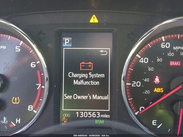 2T3NFREV9GW283226 Toyota RAV4 SE