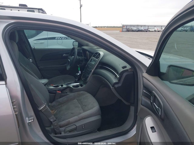 Продажа на аукционе авто 2015 Chevrolet Malibu Ls, vin: 1G11B5SL2FF352031, номер лота: 44805400