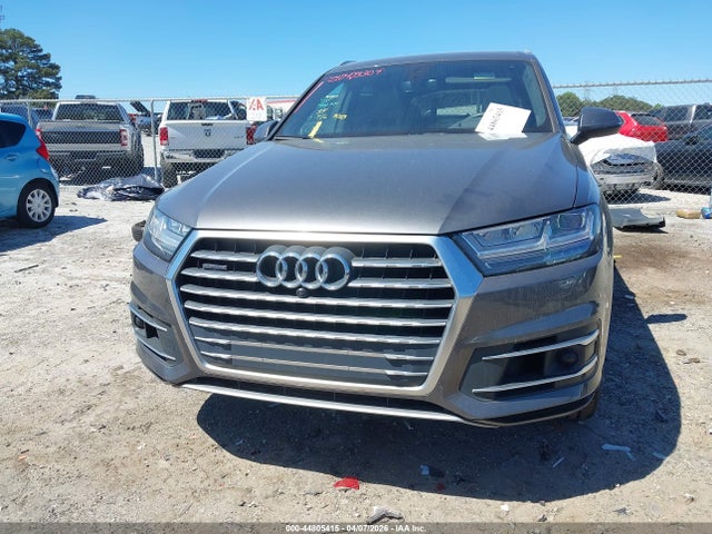 Продажа на аукционе авто 2018 Audi Q7 3.0t Premium, vin: WA1VAAF73JD043233, номер лота: 44805415