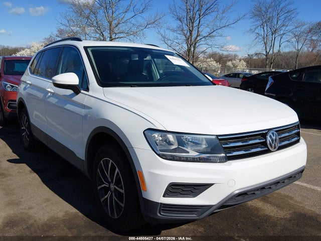 Aukcja sprzedaży 2019 Volkswagen Tiguan 2.0t Se/2.0t Sel/2.0t Sel R-line/2.0t Sel R-line Black, vin: 3VV2B7AX9KM185836, numer aukcji: 44805427