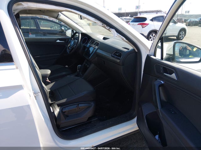 44805427 :رقم المزاد ، 3VV2B7AX9KM185836 vin ، 2019 Volkswagen Tiguan 2.0t Se/2.0t Sel/2.0t Sel R-line/2.0t Sel R-line Black مزاد بيع