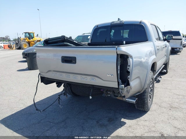 Продажа на аукционе авто 2018 Toyota Tacoma Sr5 V6, vin: 5TFAZ5CN0JX057015, номер лота: 44805431