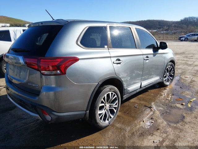 44805440 :رقم المزاد ، JA4AZ3A34GZ036326 vin ، 2016 Mitsubishi Outlander Se مزاد بيع