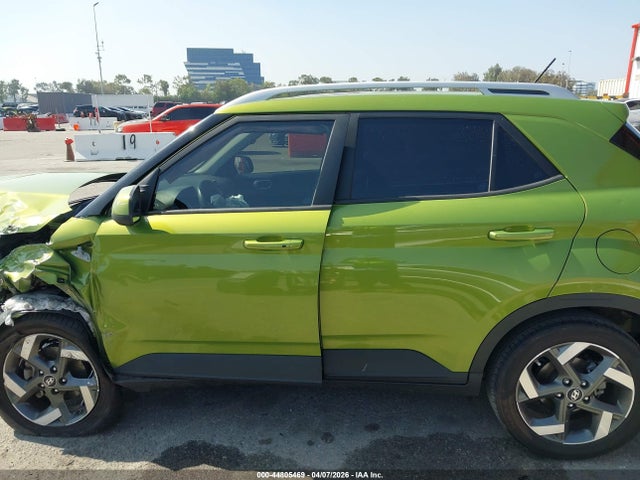 KMHRC8A37RU294651 Hyundai Venue Sel