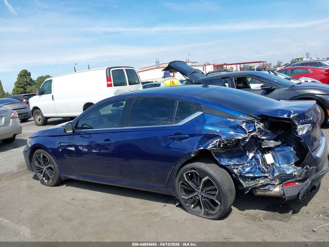 1N4BL4CVXPN347739 Nissan Altima Sr Fwd