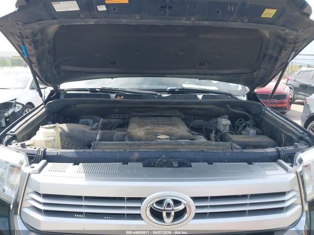 Продаж на аукціоні авто 2015 Toyota Tundra 1794 5.7l V8, vin: 5TFAW5F12FX428393, номер лоту: 44805517