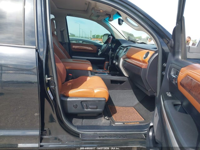 Продаж на аукціоні авто 2015 Toyota Tundra 1794 5.7l V8, vin: 5TFAW5F12FX428393, номер лоту: 44805517