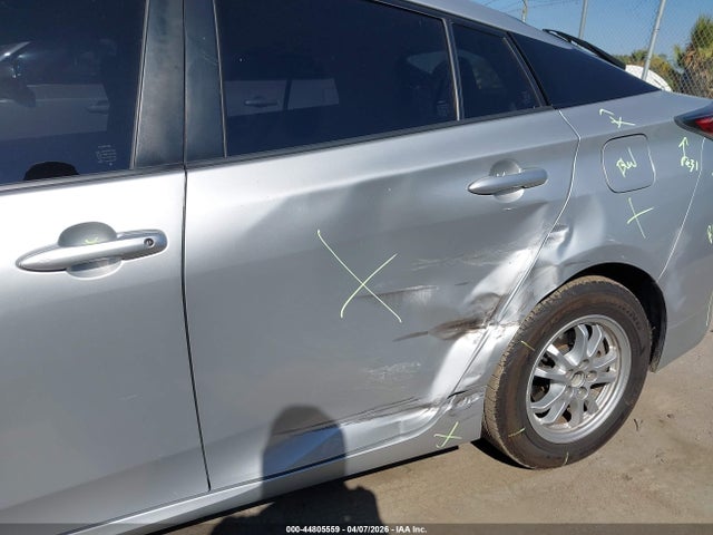 JTDKBRFU7H3037140 Toyota Prius Two