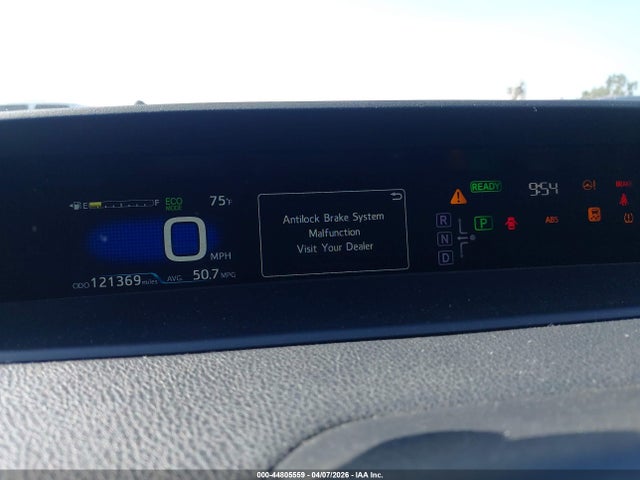 JTDKBRFU7H3037140 Toyota Prius Two
