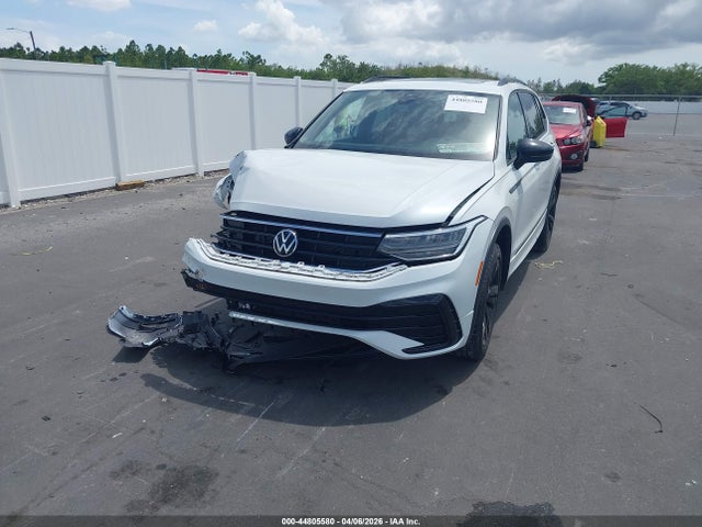 Aukcja sprzedaży 2023 Volkswagen Tiguan 2.0t Se R-line Black, vin: 3VVCB7AX8PM025930, numer aukcji: 44805580