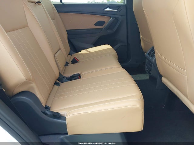 Aukcja sprzedaży 2023 Volkswagen Tiguan 2.0t Se R-line Black, vin: 3VVCB7AX8PM025930, numer aukcji: 44805580