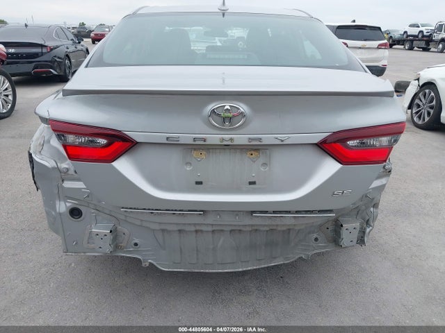 Aukcja sprzedaży 2022 Toyota Camry Se, vin: 4T1G11AKXNU498561, numer aukcji: 44805604